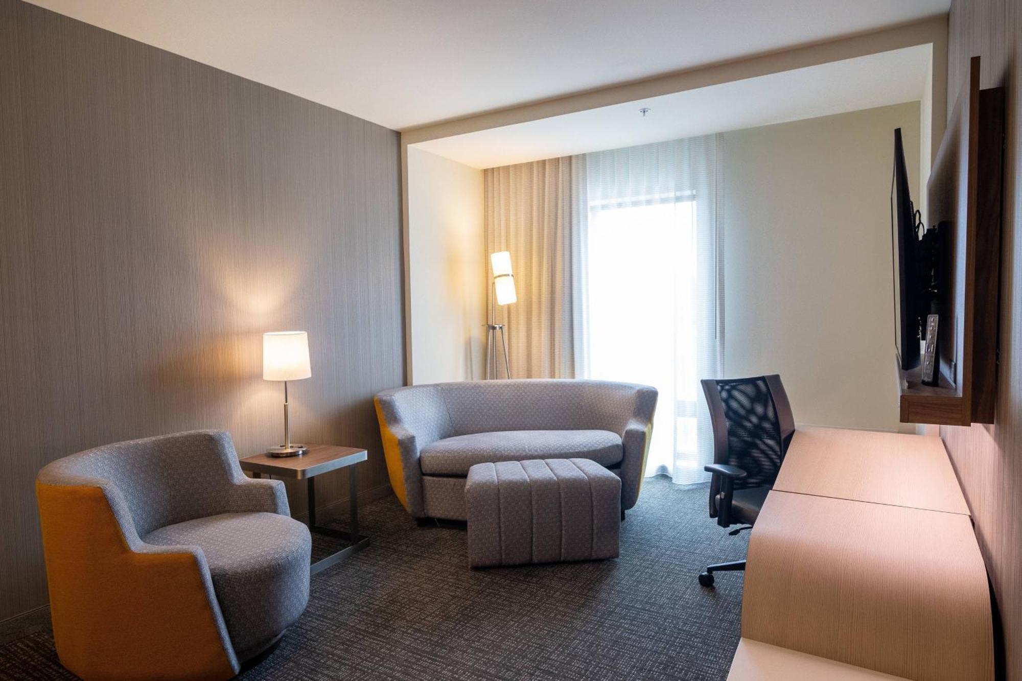 Courtyard By Marriott Cartersville Ngoại thất bức ảnh